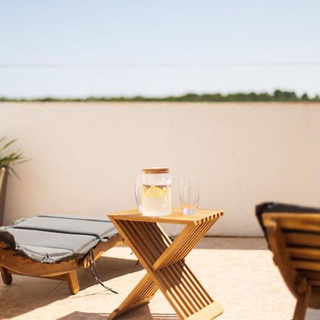 Villa Oasis With Private Pool 밀나 외부 사진